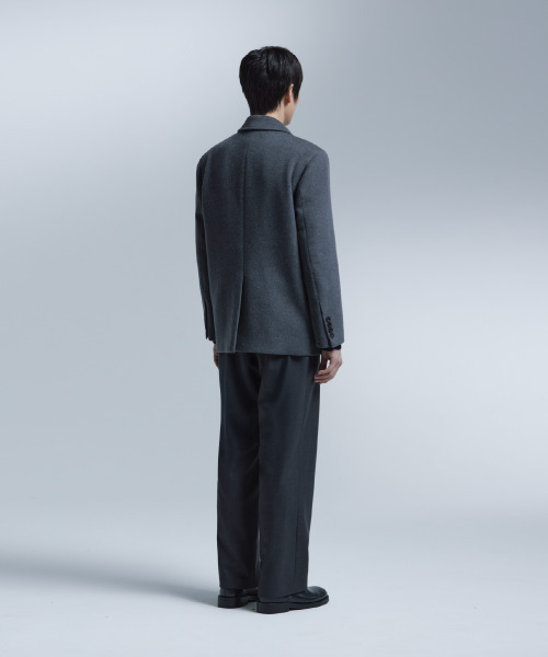 NONBLANK(ノンブランク)の「ウールカシミヤブレンド3ボタンジャケット_MEDIUM GREY(テーラードジャケット・メンズ・グレー・MEDIUM/LARGE/X-LARGE)」の13枚目の写真