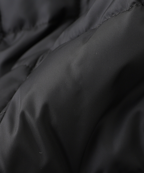 HERNO(ヘルノ)の「HERNO(へルノ) PolarTech 4Pocket Hooded Coat(ダウンジャケット/コート・メンズ・ブラック・50/44/48)」の7枚目の写真