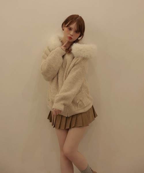 M DOLLY(エムドリー)の「fur ribbon solina knit jacket/ファーリボンソリナニットジャケット(その他アウター・レディース・グレー/ベージュ・FREE)」の9枚目の写真