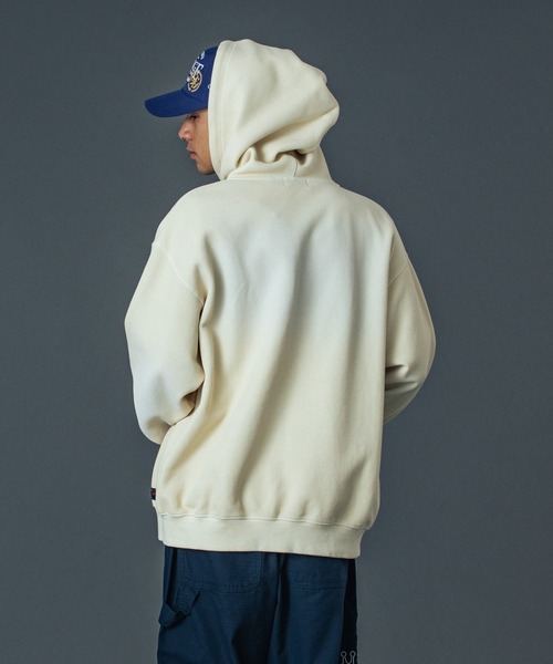 XLARGE(エクストララージ)の「FADED WAFFLE ZIP UP HOODED SWEATSHIRT(パーカー・メンズ・オフホワイト/ブラック/ネイビー/オリーブ・XL/L/M/S)」の7枚目の写真