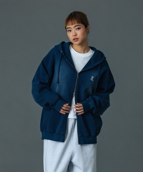 XLARGE(エクストララージ)の「FADED WAFFLE ZIP UP HOODED SWEATSHIRT(パーカー・メンズ・オフホワイト/ブラック/ネイビー/オリーブ・XL/L/M/S)」の18枚目の写真