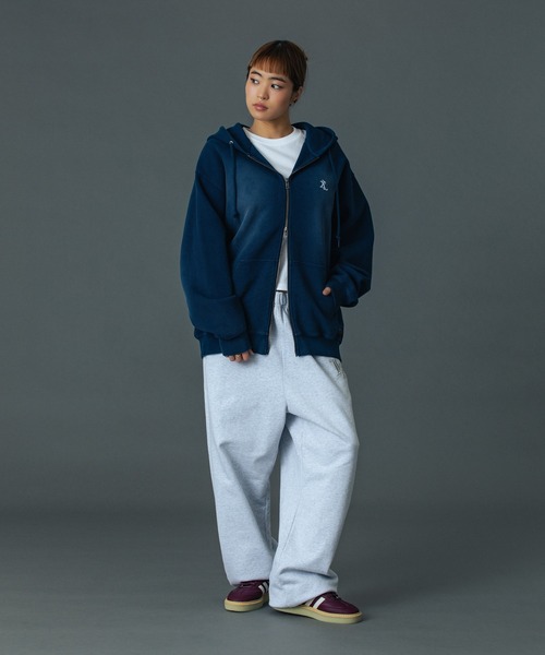 XLARGE(エクストララージ)の「FADED WAFFLE ZIP UP HOODED SWEATSHIRT(パーカー・メンズ・オフホワイト/ブラック/ネイビー/オリーブ・XL/L/M/S)」の17枚目の写真