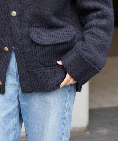 JOURNAL STANDARD（ジャーナルスタンダード）の「ローゲージニットブルゾン（カーディガン/ボレロ・レディース・ネイビー/キャメル・FREE）」の17枚目の写真