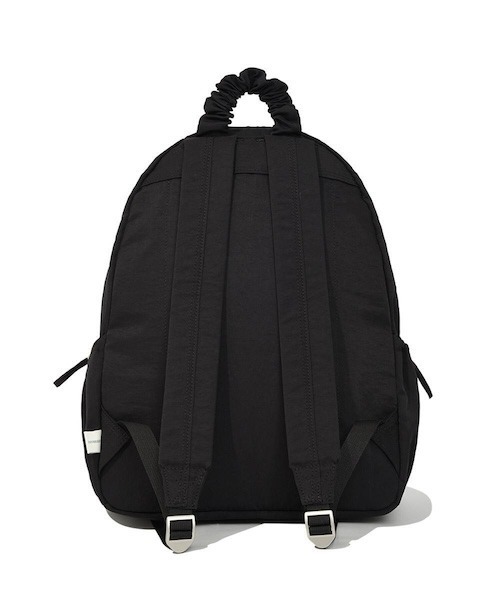 COVERNAT(カバーナット)の「CLOVERHEART TOP HANDLE SHIRRING NYLON BACKPACK(バックパック/リュック・レディース・ブラック/ブルー・FREE)」の3枚目の写真