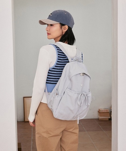 COVERNAT(カバーナット)の「CLOVERHEART TOP HANDLE SHIRRING NYLON BACKPACK(バックパック/リュック・レディース・ブラック/ブルー・FREE)」の7枚目の写真