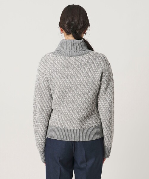 A DAY IN THE LIFE UNITED ARROWS(アデイインザライフユナイテッドアローズ)の「ラメ バイアスジャガード オフタートルニット グレー <A DAY IN THE LIFE>(ニット/セーター・レディース・グレー系・FREE)」の6枚目の写真