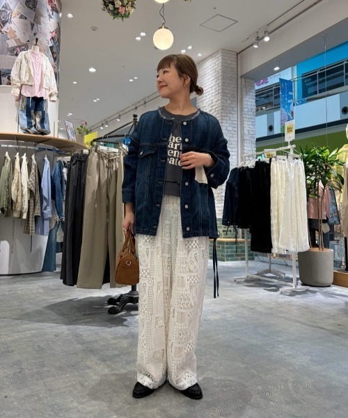 CIAOPANIC TYPY(チャオパニックティピー)の「【3サイズ展開】ボタニカルワイドイージーレースパンツ(その他パンツ・レディース・ホワイト/ブラック・LARGE/MEDIUM/SMALL)」の4枚目の写真