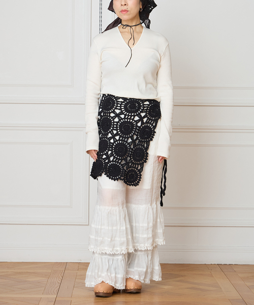 IENA LA BOUCLE（イエナラブークル）の「MAYDI/マイディ granny square スカート  ANUDAR（スカート・レディース・ブラック・FREE）」の6枚目の写真