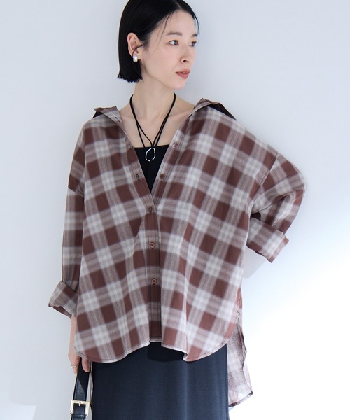 Aunely（オーネリー）の「【Aunely】洗練シアー チェックシャツ / マシンウォッシャブル＜YOSOOIシリーズ＞（シャツ/ブラウス・レディース・ブラウン/ベージュ/ネイビー/アイボリー/ブラック/ライトブルー・M/L）」の3枚目の写真