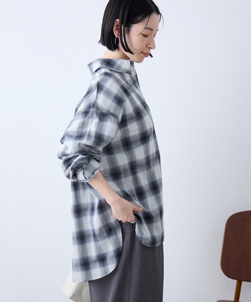 Aunely（オーネリー）の「【Aunely】洗練シアー チェックシャツ / マシンウォッシャブル＜YOSOOIシリーズ＞（シャツ/ブラウス・レディース・ブラウン/ベージュ/ネイビー/アイボリー/ブラック/ライトブルー・M/L）」の19枚目の写真