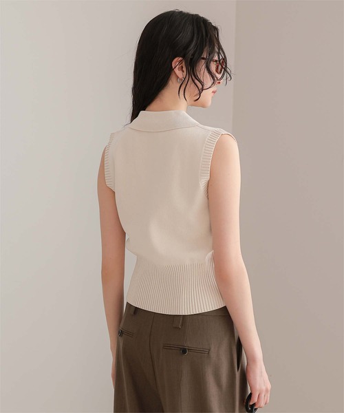 miette(ミエット)の「ダブルボタン襟付きノースリーブニット(ニット/セーター・レディース・チャコール/ブラック/アイボリー・M/S/L)」の5枚目の写真