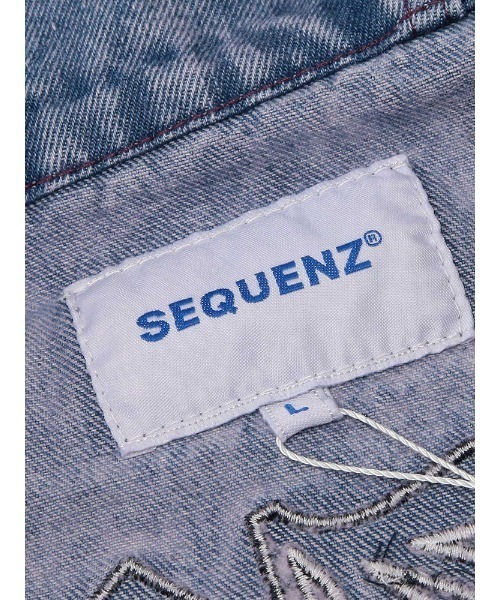 SEQUENZ(シークエンズ)の「SEQUENZ (シークエンズ) ロゴアップリケ フード付き フルジップ デニムジャケット ウォッシュ加工(ブルゾン・メンズ・ブラック/ピンク・L/M/S)」の18枚目の写真