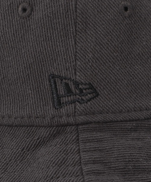 NEW ERA（ニューエラ）の「ニューエラ バケットハット カットオフ 無地（ハット・メンズ・グレー/ホワイト/ピンク/ベージュ・L/XL/M/L/S/M）」の14枚目の写真