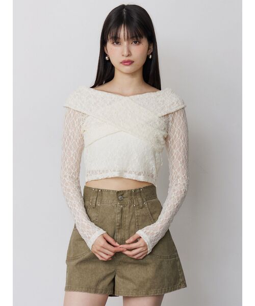 MURUA（ムルーア）の「レースカシュクールオフショルトップス（Tシャツ/カットソー・レディース・ブラウン/ブラック/アイボリー・FREE）」の5枚目の写真