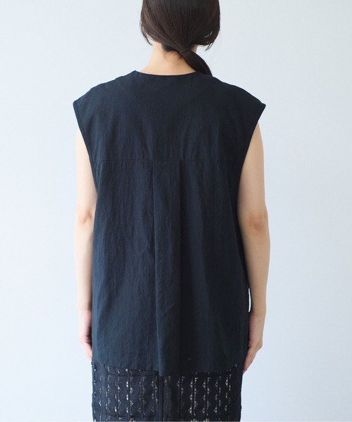 yuni(ユニ )の「高密度Cotton/Linen ベスト(シャツ/ブラウス・レディース・アイボリー/ブラック・FREE)」の21枚目の写真