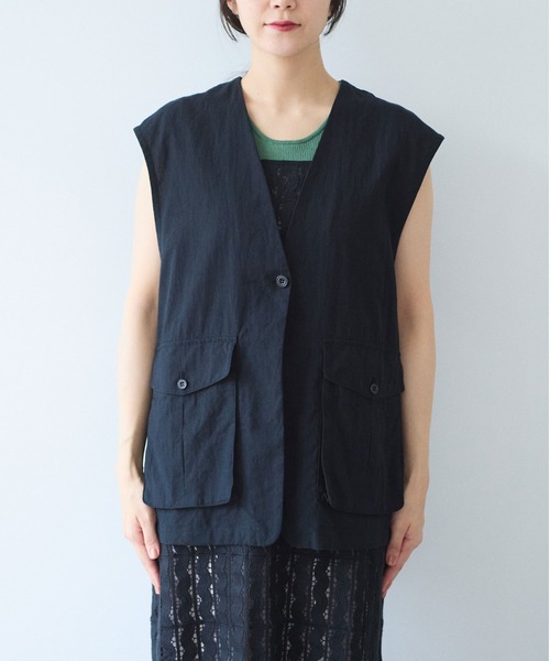 yuni(ユニ )の「高密度Cotton/Linen ベスト(シャツ/ブラウス・レディース・アイボリー/ブラック・FREE)」の19枚目の写真