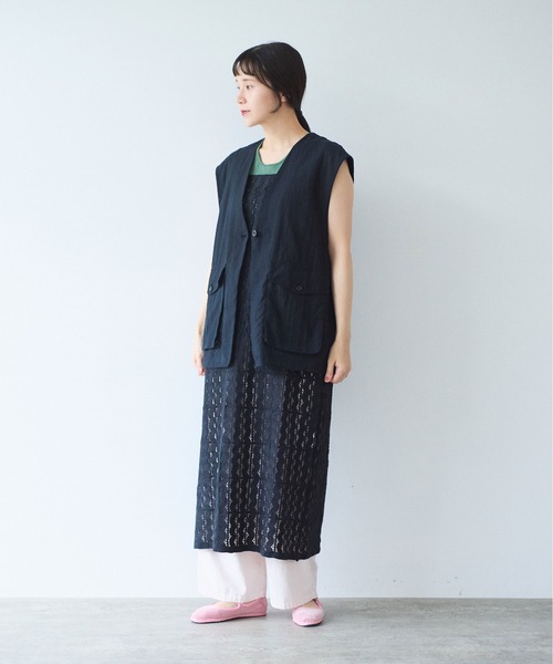 yuni(ユニ )の「高密度Cotton/Linen ベスト(シャツ/ブラウス・レディース・アイボリー/ブラック・FREE)」の14枚目の写真