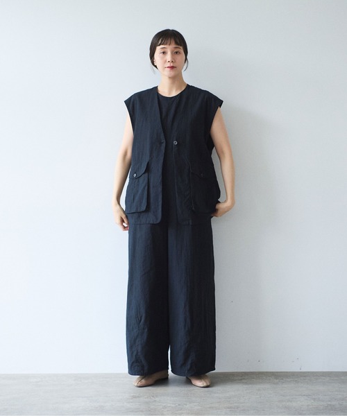 yuni(ユニ )の「高密度Cotton/Linen ベスト(シャツ/ブラウス・レディース・アイボリー/ブラック・FREE)」の10枚目の写真