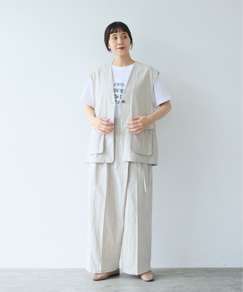 yuni(ユニ )の「高密度Cotton/Linen ベスト(シャツ/ブラウス・レディース・アイボリー/ブラック・FREE)」の3枚目の写真