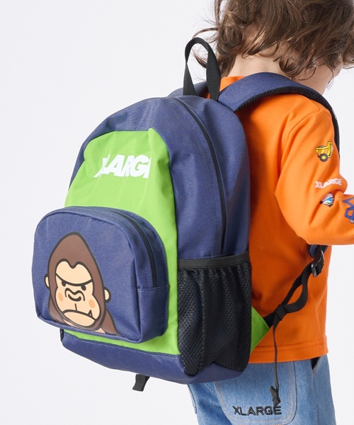 XLARGE KIDS(エクストララージキッズ)の「ファニーゴリラ バイカラーバックパック(バックパック/リュック・キッズ・イエロー/ネイビー/ブラック・F)」の1枚目の写真