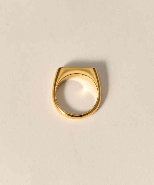 novice（ノーヴィス）の「【novice】Onyx Signet Ring［Stainless］（リング・レディース・シルバー/ゴールド・11/16）」の4枚目の写真