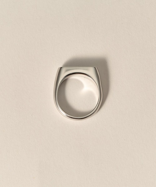 novice（ノーヴィス）の「【novice】Onyx Signet Ring［Stainless］（リング・レディース・シルバー/ゴールド・11/16）」の9枚目の写真