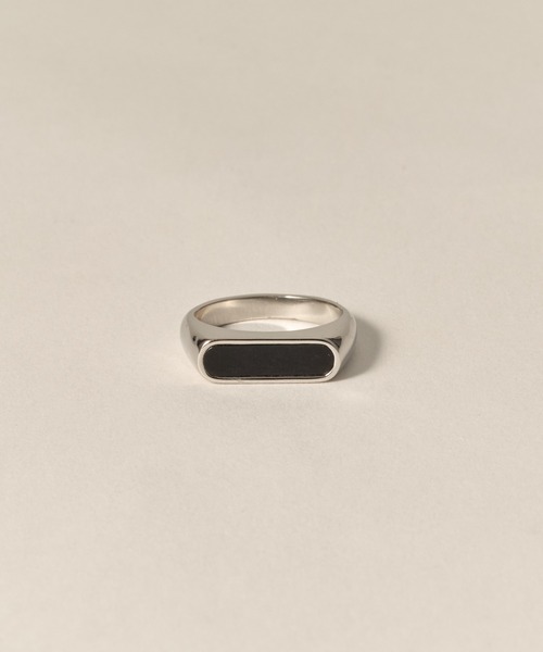 novice（ノーヴィス）の「【novice】Onyx Signet Ring［Stainless］（リング・レディース・シルバー/ゴールド・11/16）」の10枚目の写真