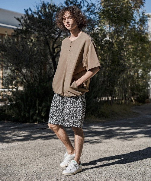 CAMBIO(カンビオ)の「mt10260-Stretch Tropical Hem Shirring Short Sleeve Pullover プルオーバー(S67426cmb)(Tシャツ/カットソー・メンズ・チャコール/ダークベージュ/キナリ/ブラック・S/M/L)」の19枚目の写真