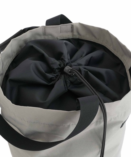 STANDARD SUPPLY(スタンダードサプライ)の「スタンダードサプライ / SIMPLICITY シンプリシティ / 2WAY BUCKET PACK ツーウェイバケットパック(バックパック/リュック・レディース・モカ/ダークネイビー/グレー/チャコールグレー/ブラック・FREE)」の8枚目の写真