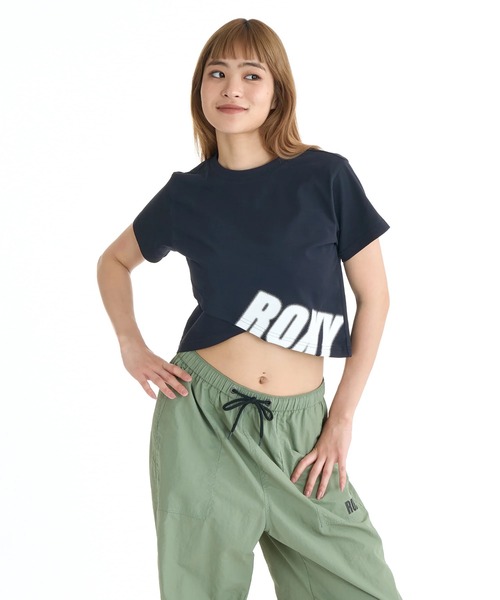 ROXY(ロキシー)の「ROXY ウィメンズ FITNESS FEEL THE SPARK TEE Tシャツ 【2026年春夏モデル】/ロキシーUVカット速乾ショート丈半袖Tシャツ(Tシャツ/カットソー・レディース・ブラック/グレー/ホワイト・MEDIUM/LARGE/SMALL)」の1枚目の写真