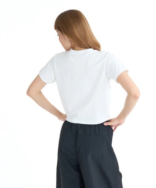 ROXY(ロキシー)の「ROXY ウィメンズ FITNESS FEEL THE SPARK TEE Tシャツ 【2026年春夏モデル】/ロキシーUVカット速乾ショート丈半袖Tシャツ(Tシャツ/カットソー・レディース・ブラック/グレー/ホワイト・MEDIUM/LARGE/SMALL)」の13枚目の写真