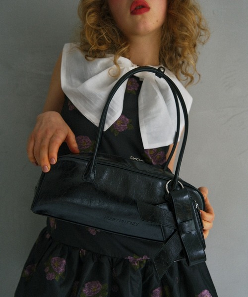 HONEY MI HONEY（ハニーミーハニー）の「minimal boston bag（ハンドバッグ・レディース・ベビーピンク/ブラック・FREE）」の5枚目の写真