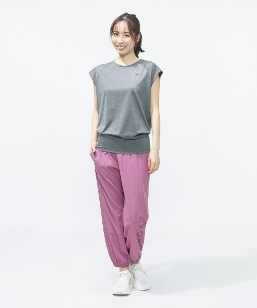 ROXY(ロキシー)の「ロキシー ROXY フィットネス ロングパンツ(その他パンツ・レディース・ブラック/パープル・M/L/S)」の4枚目の写真
