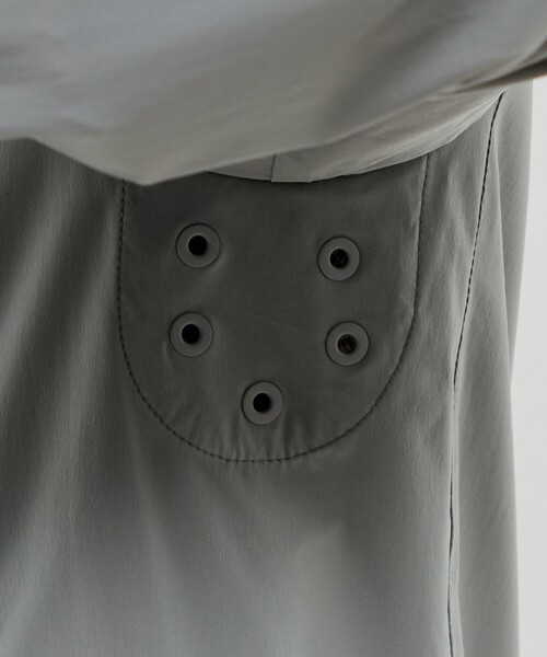 MACKINTOSH LONDON（マッキントッシュ ロンドン）の「【FEATHER-TECH PAC】【FLEX NYLON】ストレッチナイロンMA-1（ブルゾン・メンズ・ネイビー/グレー・42/38/40）」の8枚目の写真