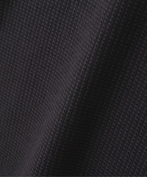 MHL.（エムエイチエル）の「COTTON JERSEY MESH（Tシャツ/カットソー・メンズ・ダークグレー/ライトグレー・LARGE/MEDIUM）」の9枚目の写真