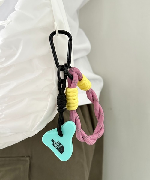 THE NORTH FACE(ザノースフェイス)の「THE NORTH FACE(ザ・ノースフェイス)/キーリング バッグチャーム カラビナ ロープ/CLIMBING HOLD KEY RING(キーホルダー・レディース・ミント/イエロー/パープル/オレンジ・FREE)」の2枚目の写真