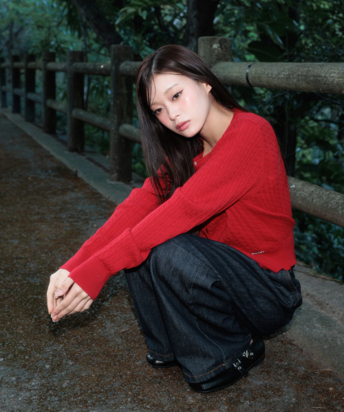 ROSEFRANTZ（ロゼフランツ）の「Cable Knit Basic Cardigan [Rose Red]（カーディガン/ボレロ・レディース・レッド・OS）」の11枚目の写真