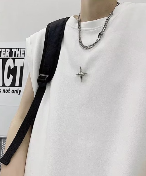 link lot（リンクロット）の「【ブローチ付き】クロスモチーフブローチ付ノースリーブT（Tシャツ/カットソー・メンズ・ダークグレー/ホワイト/ブラック・M/L）」の6枚目の写真