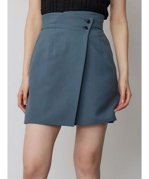 MURUA(ムルーア)の「【接触冷感】ラップライクミニスカート【セットアップ着用可】(スカート・レディース・グレー/ベージュ/ブラック/ブルー・1/2)」の4枚目の写真