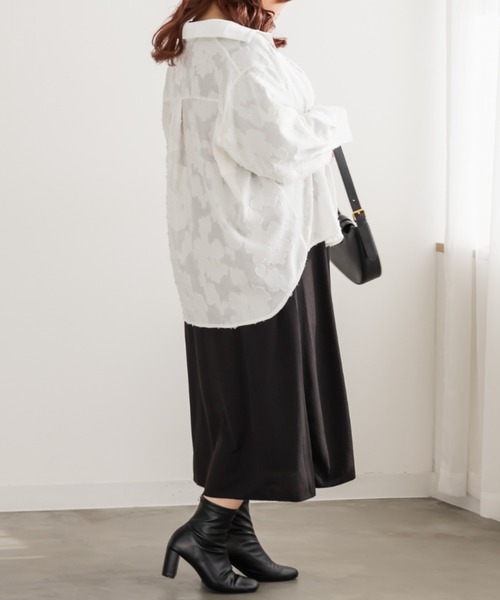 CLETTE（クレット）の「CLETTEオリジナルニュアンスジャガードシャツ（シャツ/ブラウス・レディース・オフホワイト/イエロー/ブラウン・4L/3L/LL）」の7枚目の写真