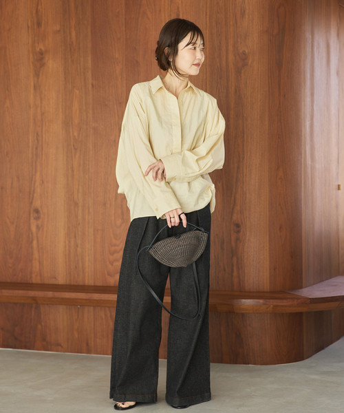 plage(プラージュ)の「linen mix tuck デニムパンツ(デニムパンツ・レディース・ブラック・34/36/38)」の4枚目の写真