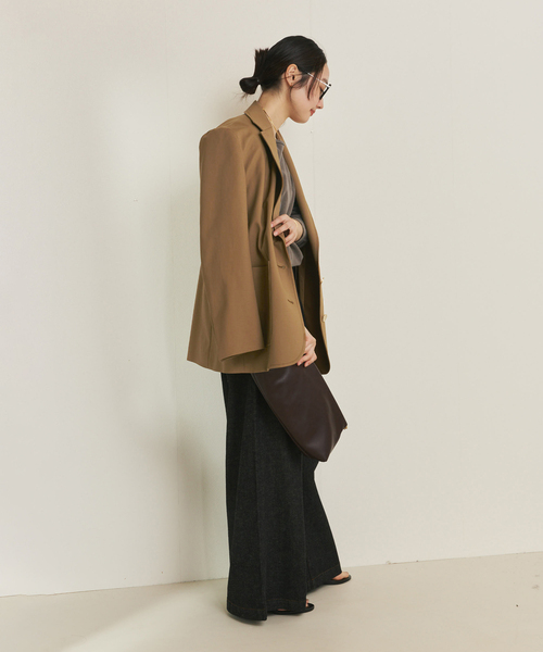 plage(プラージュ)の「linen mix tuck デニムパンツ(デニムパンツ・レディース・ブラック・34/36/38)」の12枚目の写真