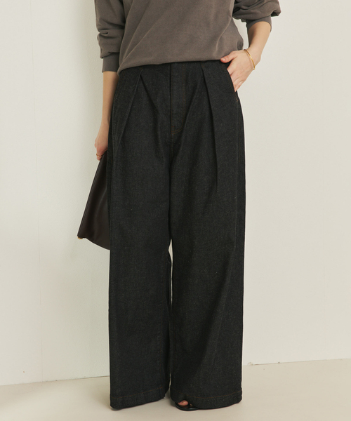 plage(プラージュ)の「linen mix tuck デニムパンツ(デニムパンツ・レディース・ブラック・34/36/38)」の14枚目の写真