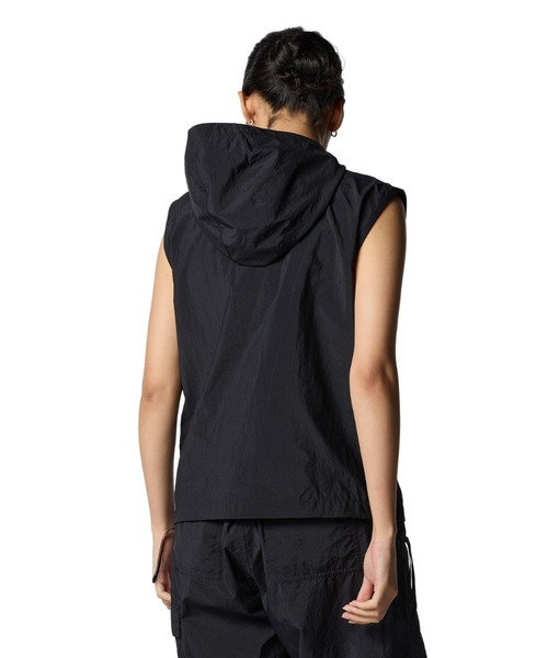 UNDER ARMOUR（アンダーアーマー）の「アンダーアーマー  UAアンストッパブル ユーティリティー 3イン1 ウーブン ジャケット（ナイロンジャケット・レディース・レッド/ブラック・M/L/XL/S）」の10枚目の写真