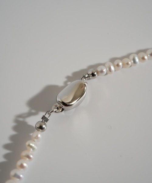 Ops.（オプス）の「パール ネックレス 約40cm  レディース シンプル　【afrizo-mute-nk アフリジオ・ミュート】（ネックレス・レディース・シルバー・ONE SIZE）」の4枚目の写真