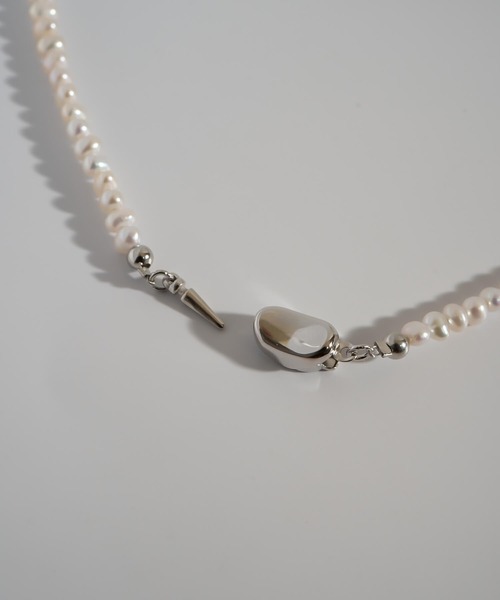 Ops.（オプス）の「パール ネックレス 約40cm  レディース シンプル　【afrizo-mute-nk アフリジオ・ミュート】（ネックレス・レディース・シルバー・ONE SIZE）」の3枚目の写真