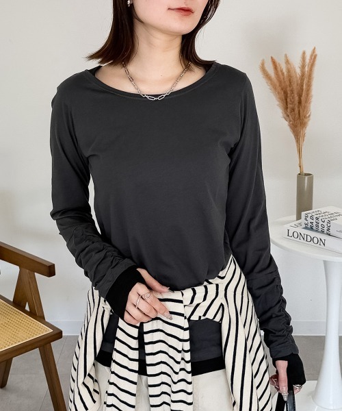 RCD(アールシーディー)の「フェイクレイヤードロングTシャツ(Tシャツ/カットソー・レディース・ワインレッド/ホワイト/モカ/チャコールグレー/杢グレー/ブラック/ブルーグリーン/カーキ/ネイビー/ロイヤルブルー・L/M/LL)」の3枚目の写真