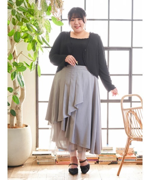 Re-J&SUPURE(リジェイアンドスプル)の「【大きいサイズ】【Kannaコラボ】プリーツ×チュールラッフルスカート(スカート・レディース・ブラック/グレー・XXXX-LARGE/XXX-LARGE/XX-LARGE)」の17枚目の写真