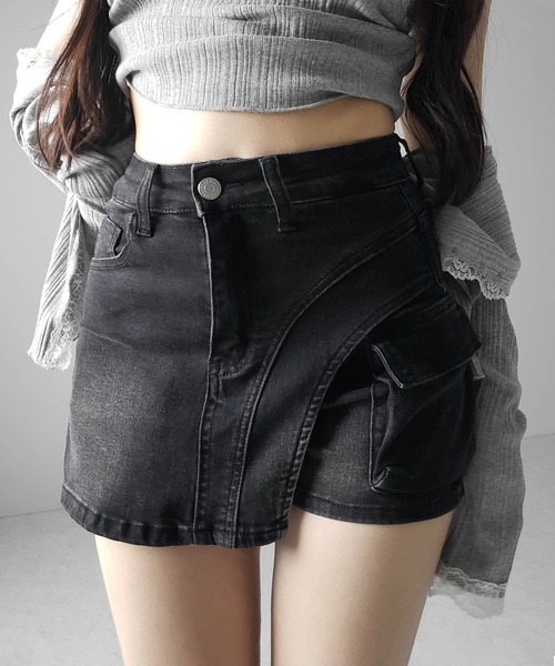 me+em select(ミームセレクト)の「※※【 2color / 4size 】カーゴポケットレイヤードデニムミニスカパン / cargo pocket layered denim mini skirt pants(デニムパンツ・レディース・ブルー/ブラック・MEDIUM/SMALL/X-LARGE/LARGE)」の2枚目の写真