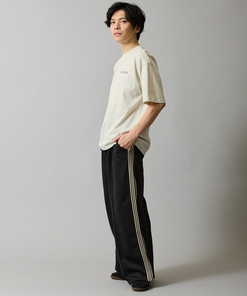 En serio TOKYO（エンソリオトーキョー）の「【SIDEWAYSTANCE】シルエットダウナーベア半袖Tシャツ 70702（Tシャツ/カットソー・メンズ・ホワイト/ブラック/オートミール・LARGE/X-LARGE/SMALL/MEDIUM）」の4枚目の写真